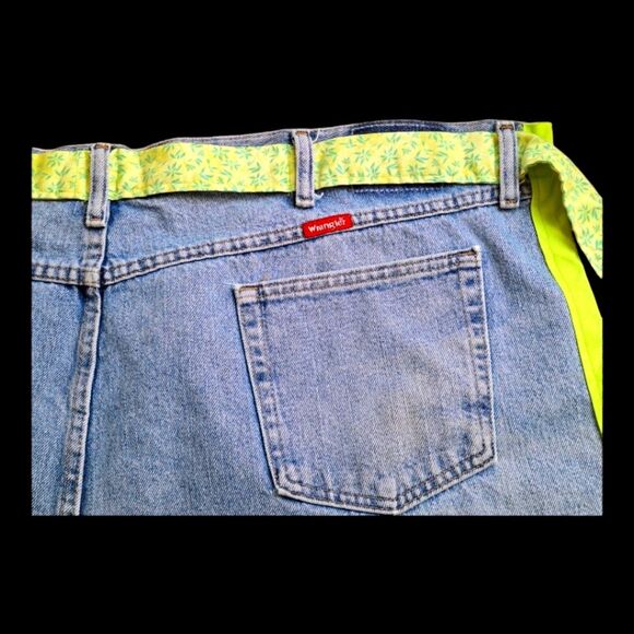 Recycled Upcycled Repurposed Wrangler Jeans Apron Pockets BBQ chef Waist Tie - Picture 2 of 11